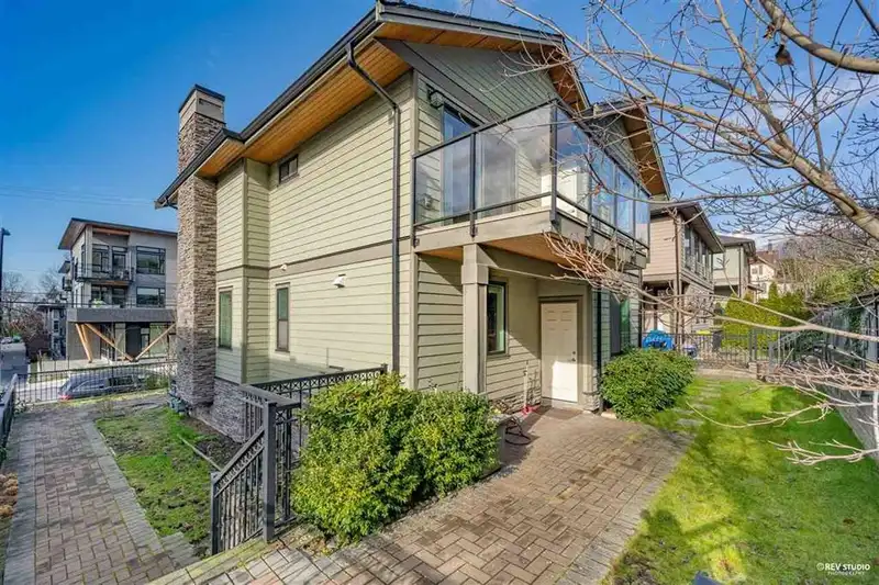1436 BEWICKE AVENUE - photo 4 of 28