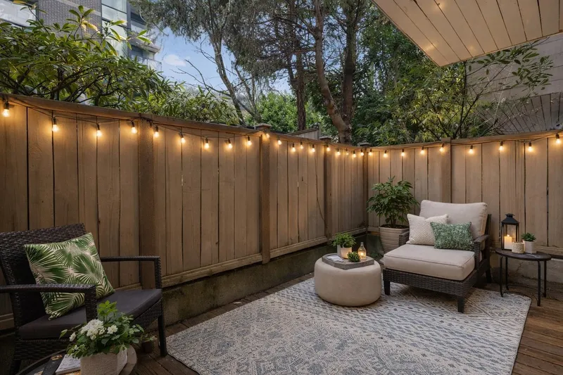 107 350 E 5TH AVENUE - photo 3 of 24