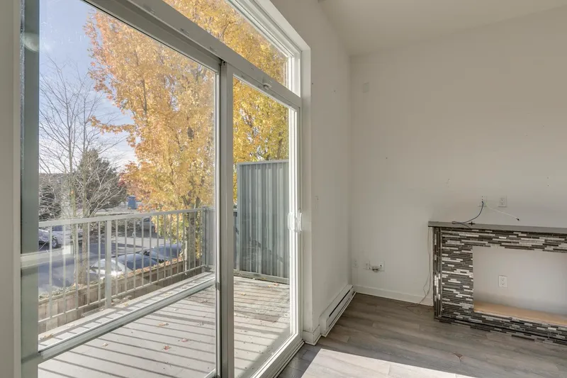 39 18681 68 AVENUE - photo 4 of 25