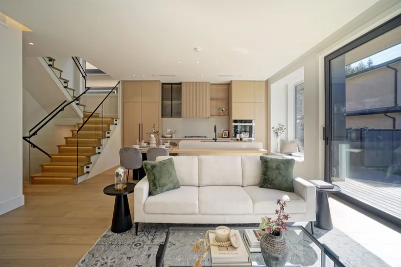 2 4634 W 15TH AVENUE - photo 3 of 25