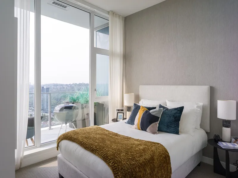 2505 555 SYDNEY AVENUE - photo 4 of 14