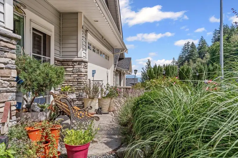 47215 SYLVAN DRIVE - photo 2 of 36