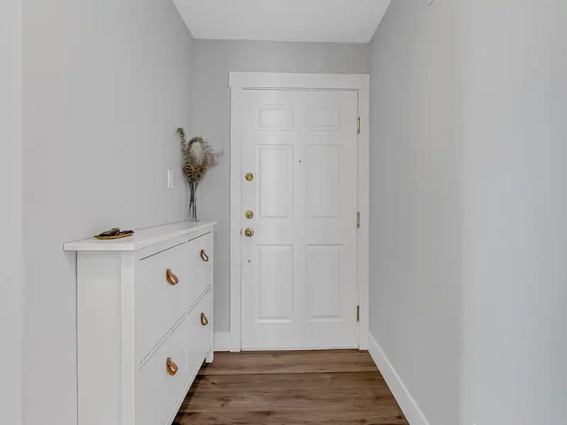 805 1159 MAIN STREET - photo 2 of 26