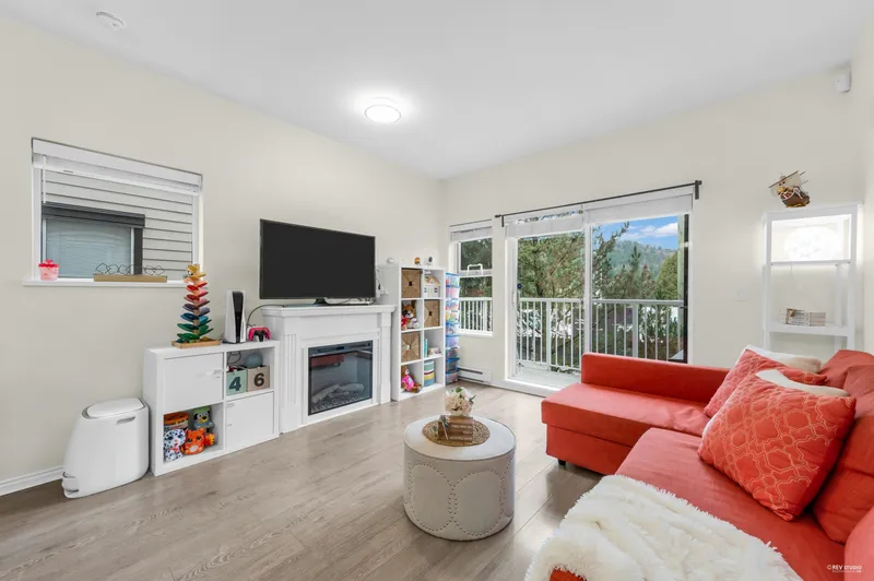 45 730 FARROW STREET - photo 2 of 23