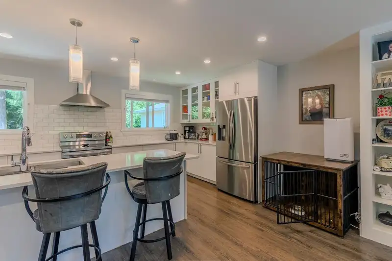 41756 GOVERNMENT ROAD - photo 4 of 22