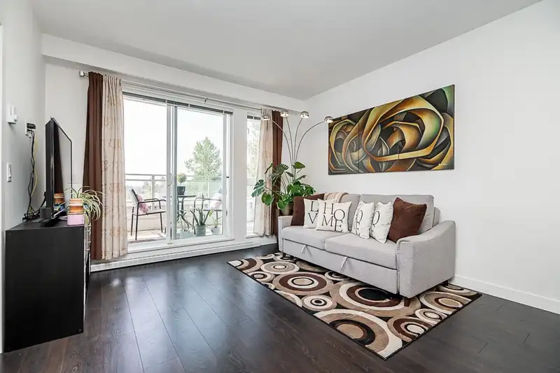 510 10581 140 STREET - photo 2 of 23