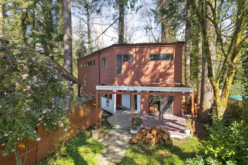 2240 WINDRIDGE DRIVE - photo 1 of 36