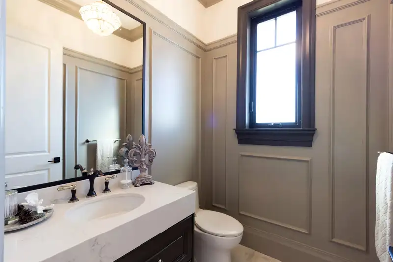 2886 165B STREET - photo 4 of 37