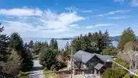 4759 LAUREL AVENUE - thumbnail 7