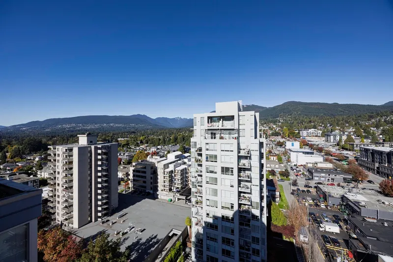 1702 121 W 16TH STREET - photo 4 of 25