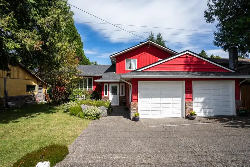 1494 53A STREET - photo 1 of 32