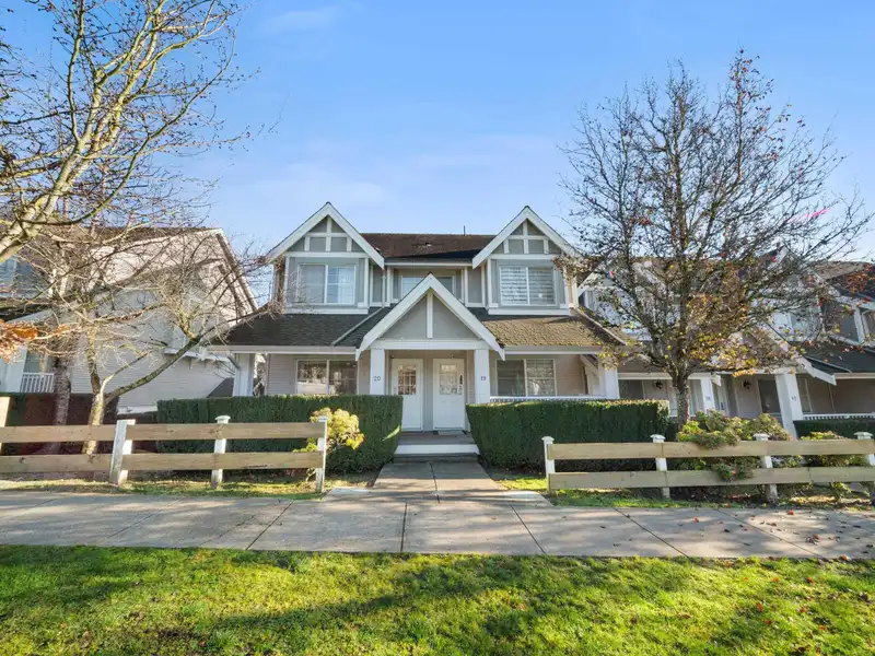 20 6555 192A STREET - photo 1 of 40