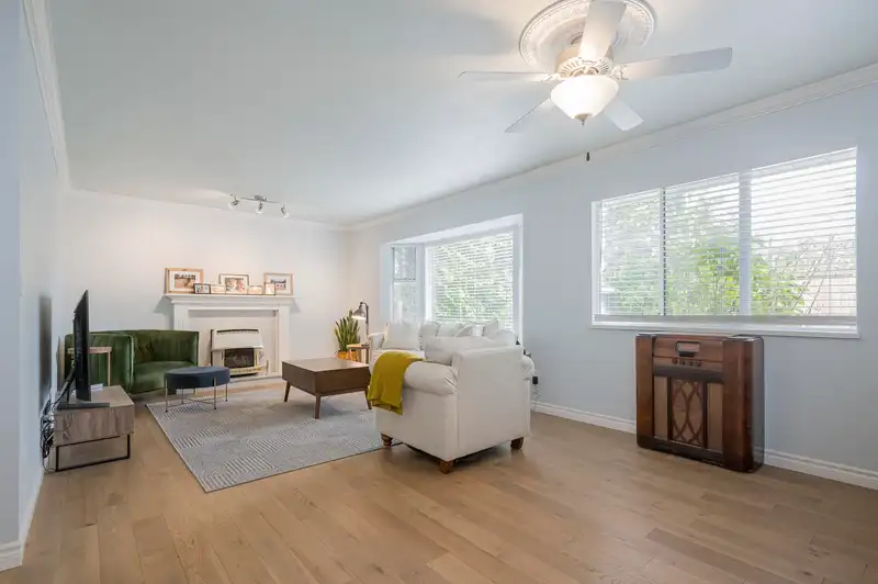 27236 32B AVENUE AVENUE - photo 2 of 20