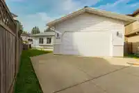 8843 WOOLER TERRACE - thumbnail 30