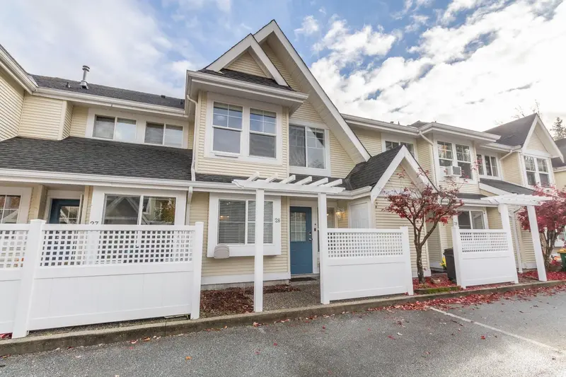 28 23560 119 AVENUE - photo 2 of 25