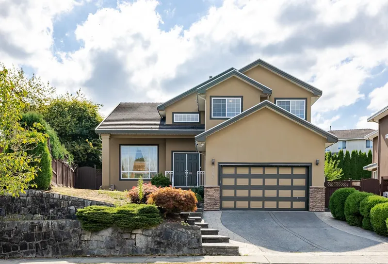 9160 MONA AVENUE - photo 1 of 25