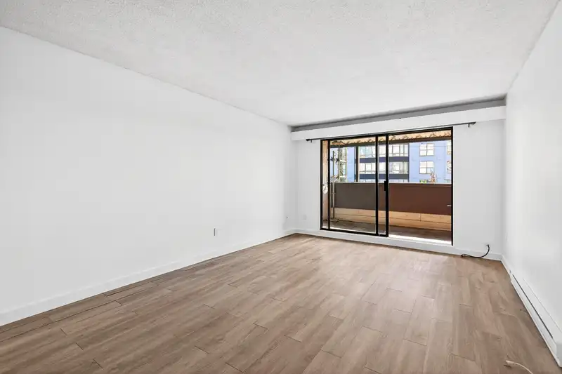 108 45 FOURTH STREET - photo 4 of 31