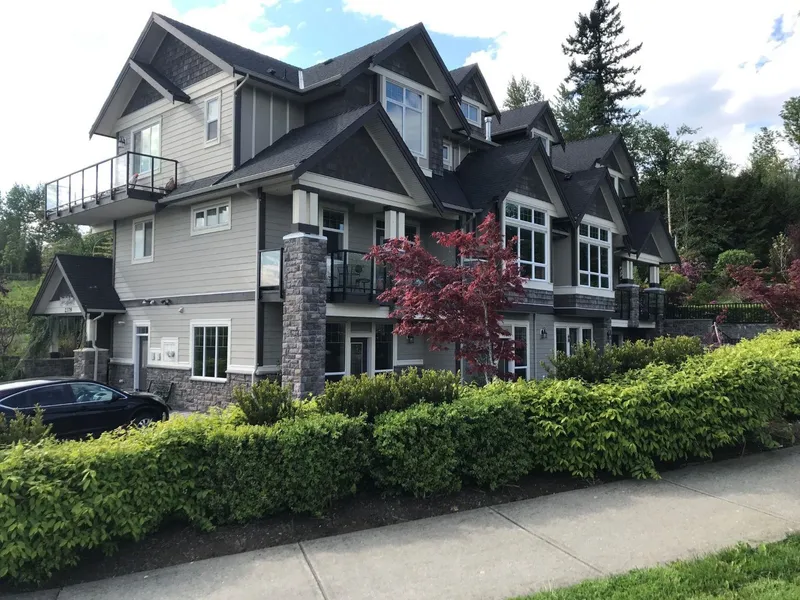 2379 CHARDONNAY LANE - photo 2 of 25