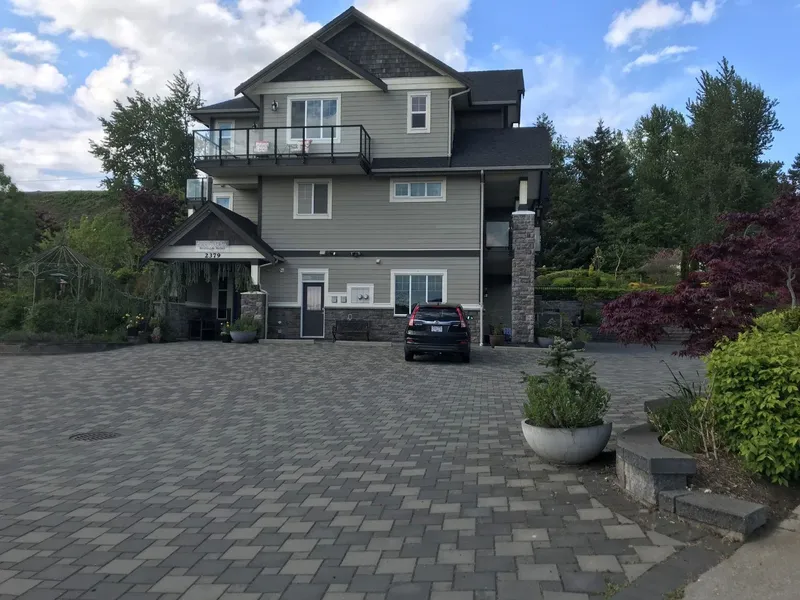 2379 CHARDONNAY LANE - photo 4 of 25