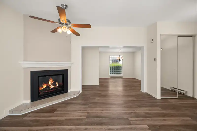 54 2345 CRANLEY DRIVE - photo 4 of 40