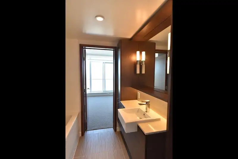 4304 13495 CENTRAL AVENUE - photo 4 of 11
