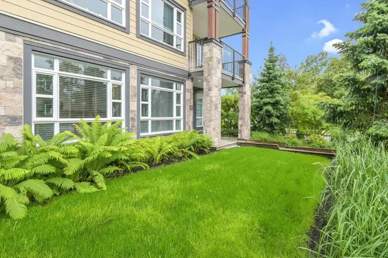 113 22562 121 AVENUE - photo 2 of 26