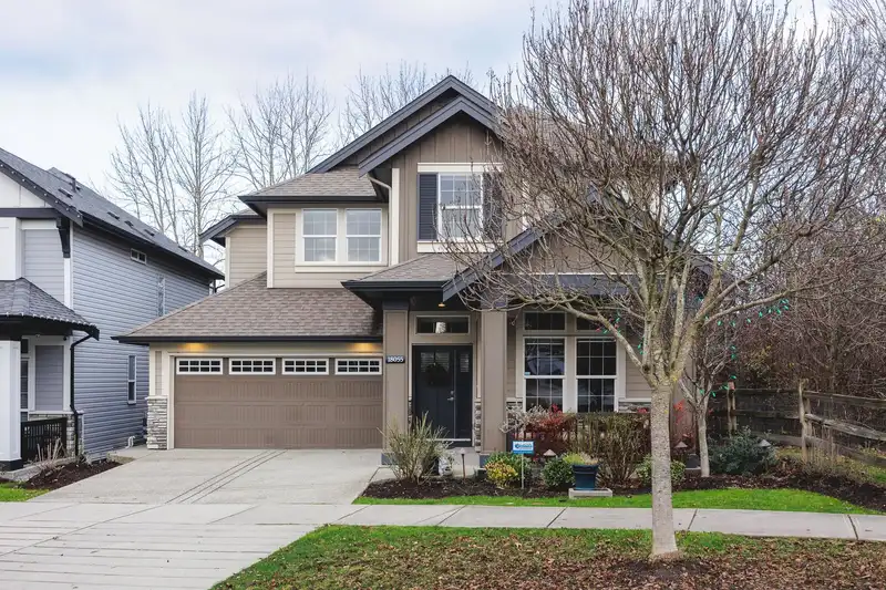 18055 67A AVENUE - photo 1 of 40