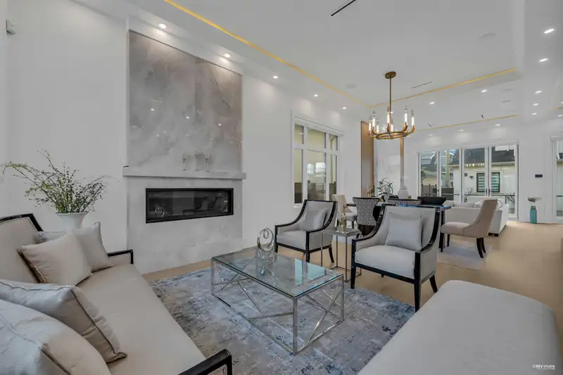 2246 W 20TH AVENUE - photo 3 of 36