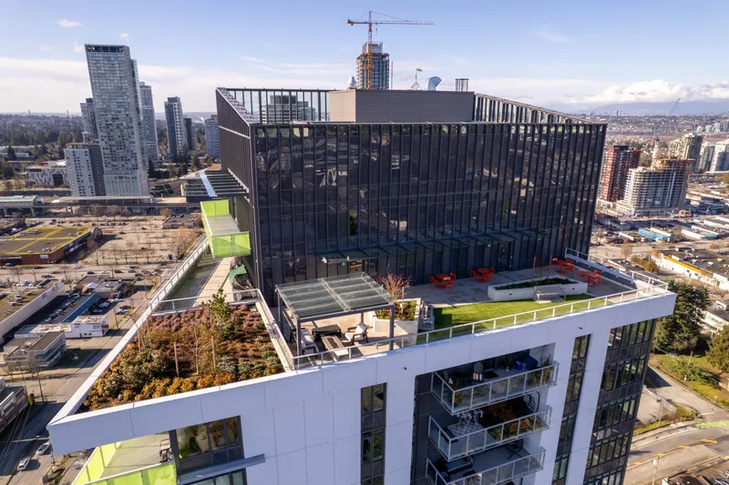 1104 10428 WHALLEY BOULEVARD - photo 4 of 25