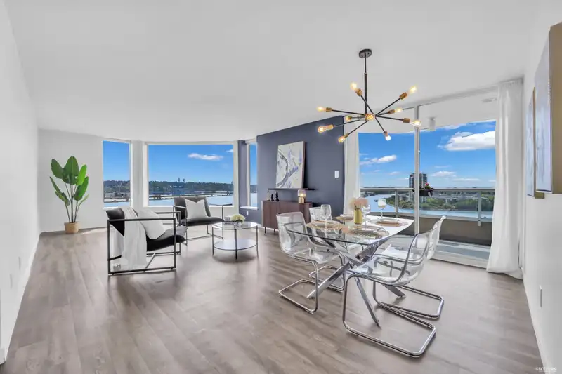 1404 1065 QUAYSIDE DRIVE - photo 2 of 40