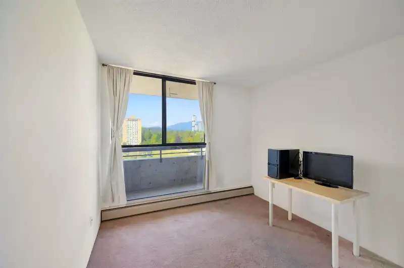 1601 3755 BARTLETT COURT - photo 4 of 8