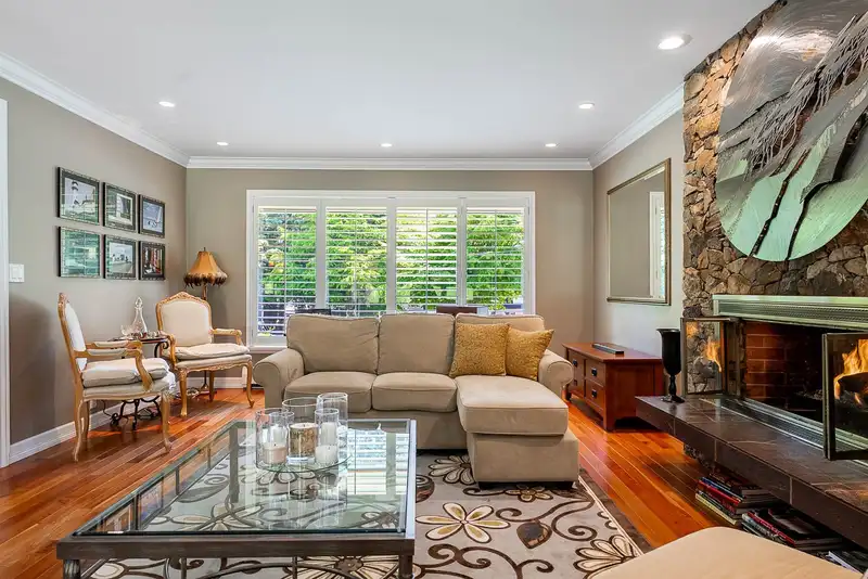 3955 VIEWRIDGE PLACE - photo 4 of 27