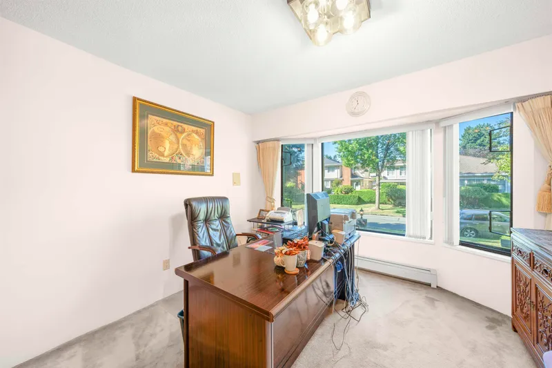 6668 SELKIRK STREET - photo 3 of 25