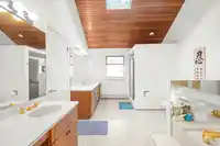 6668 SELKIRK STREET - thumbnail 23