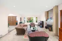 6668 SELKIRK STREET - thumbnail 5