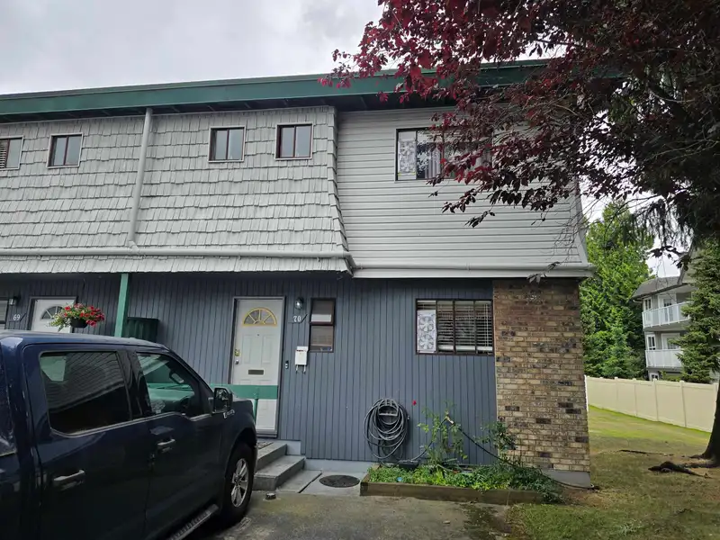 70 10806 152ND STREET - photo 1 of 1