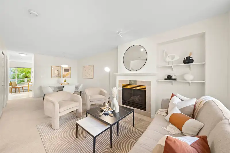 66 6588 SOUTHOAKS CRESCENT - photo 1 of 31