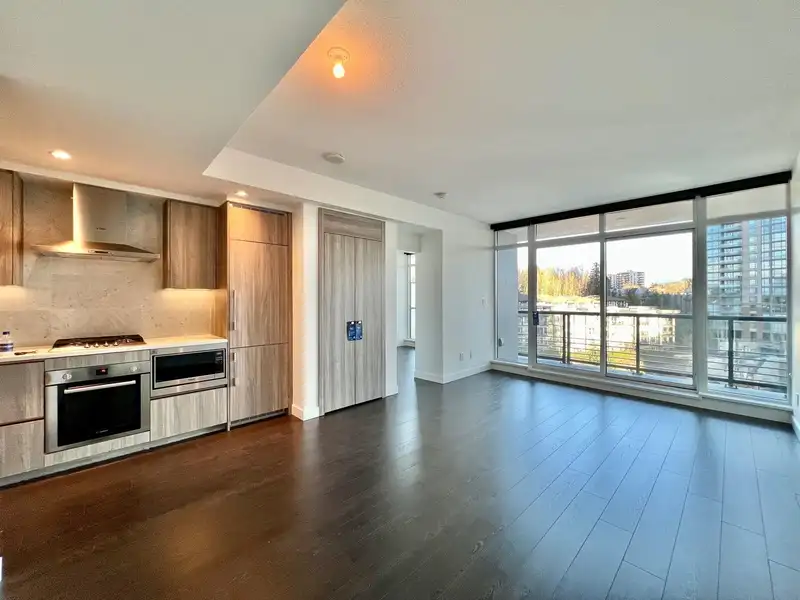 709 4730 LOUGHEED HIGHWAY - photo 3 of 23