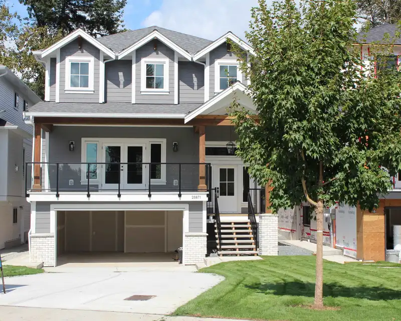 20871 GOLF LANE - photo 1 of 40