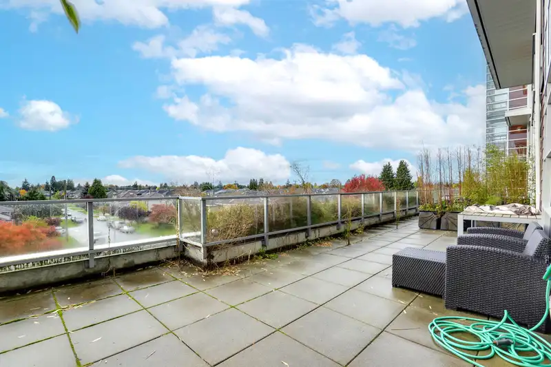306 10020 DUNOON DRIVE - photo 1 of 29