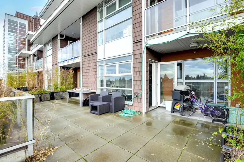 306 10020 DUNOON DRIVE - photo 4 of 29