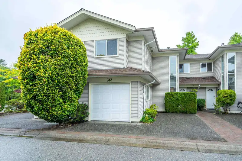 313 16233 82 AVENUE - photo 3 of 37
