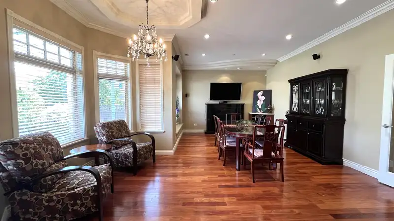 1529 W 61ST AVENUE - photo 4 of 13
