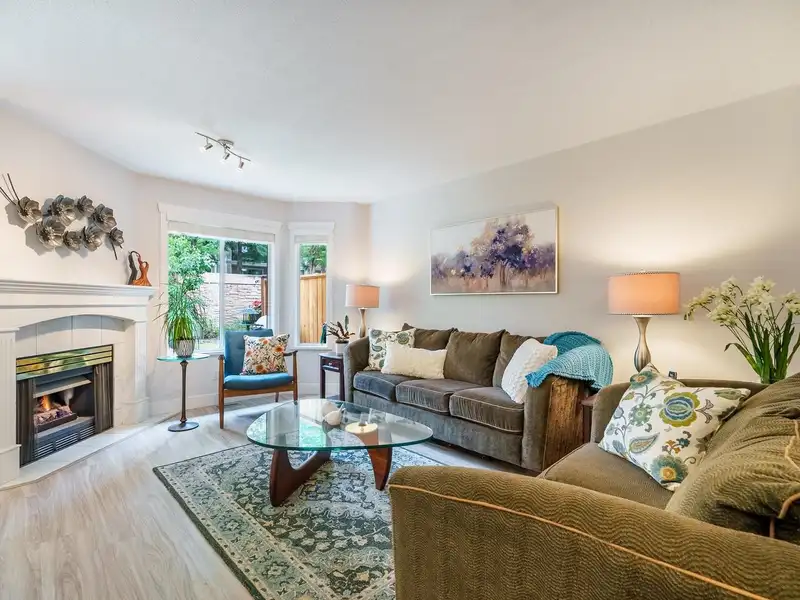 73 21928 48 AVENUE - photo 2 of 40