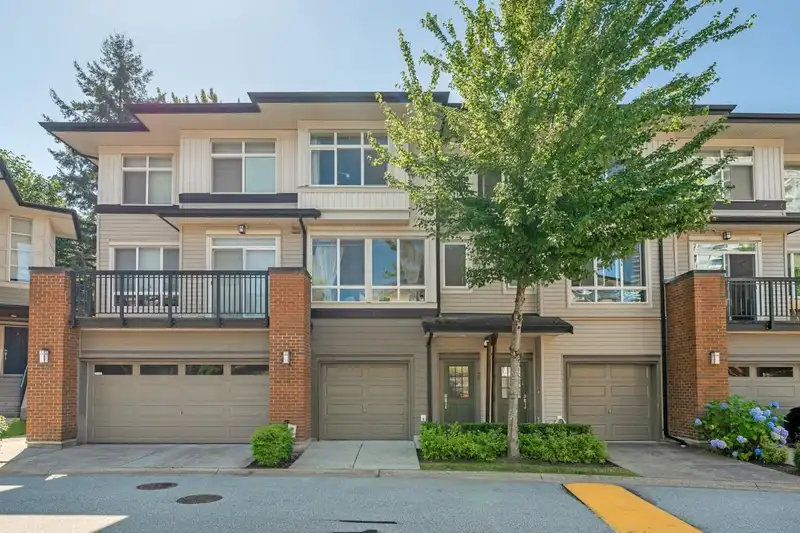 25 1125 KENSAL PLACE - photo 2 of 37