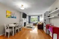 315 400 KLAHANIE DRIVE - thumbnail 2