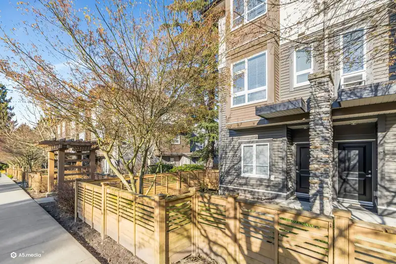 4 5888 144 STREET - photo 2 of 33