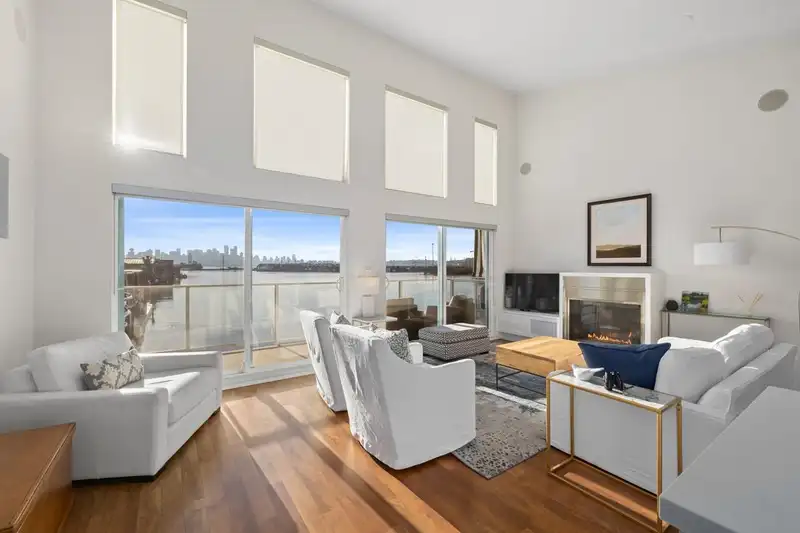 20 415 W ESPLANADE AVENUE - photo 1 of 30