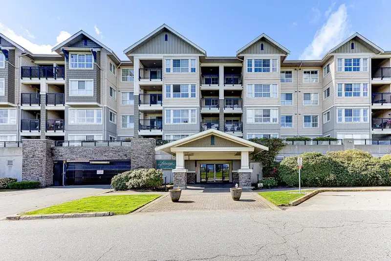 405 19673 MEADOW GARDENS WAY - photo 1 of 34