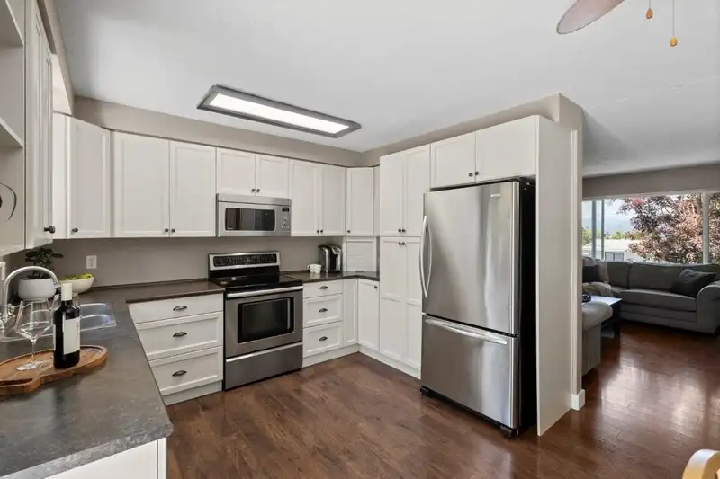 34448 ETON CRESCENT - photo 4 of 23